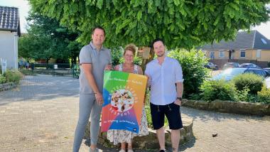 Zusammen mit dem Plakat: Marco Tenhagen, Sabine Schräder-Stein, André Burghard